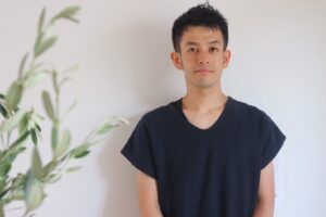 鍼灸師　畑　知宏